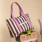 Cargar imagen en el visor de la galería, Strawberry Mocca Summer Tote
